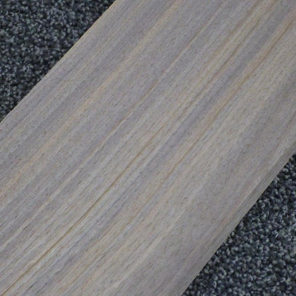 ウォールナット　柾目　1000×12×110　（仕上げ加工済み商品）