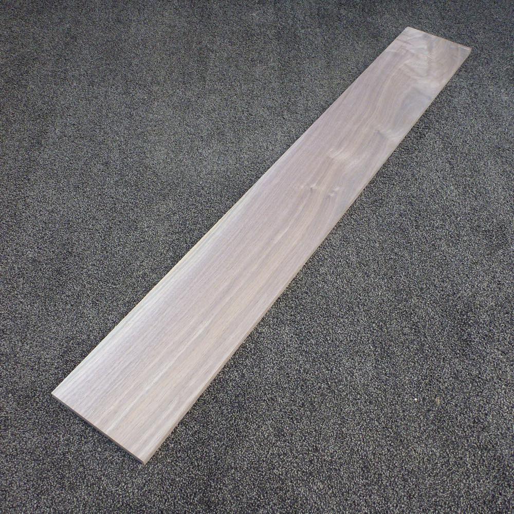 ウォールナット　柾目　1000×12×140　（仕上げ加工済み商品）