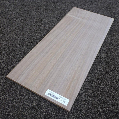 ウォールナット　柾目　450×8×190　（仕上げ加工済み商品）
