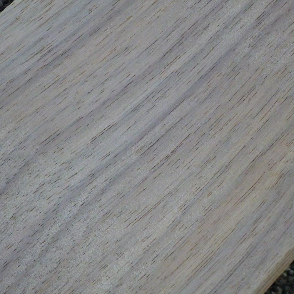 ウォールナット　柾目　450×10×110　（仕上げ加工済み商品）