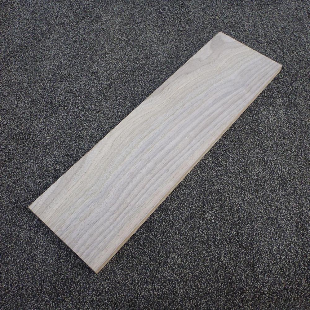 ウォールナット　柾目　450×15×130　（仕上げ加工済み商品）