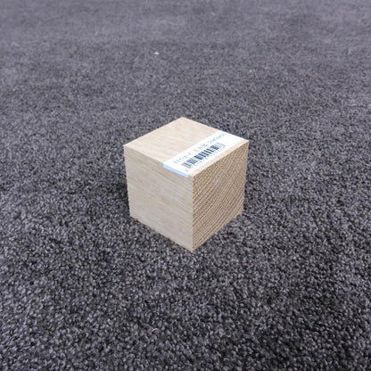 ホワイトオーク　立方体　50×50×50　（仕上げ加工済み商品）