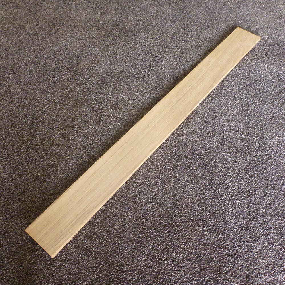 チーク　柾目　750×10×70　（仕上げ加工済み商品）