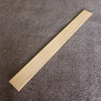 チーク　柾目　750×10×70　（仕上げ加工済み商品）