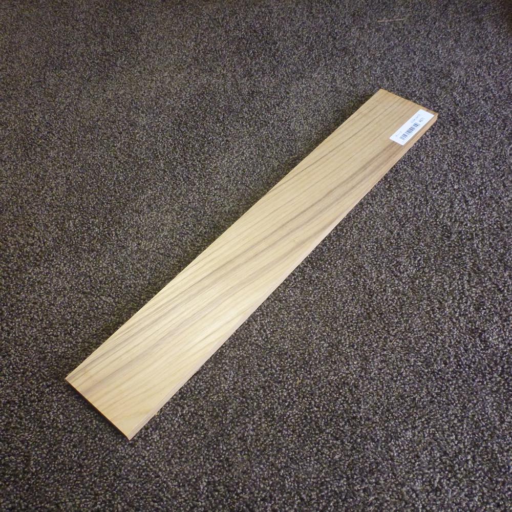 チーク　柾目　450×10×70　（仕上げ加工済み商品）