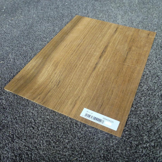 チーク　柾目　300×2×220　（仕上げ加工済み商品）