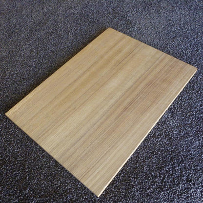 チーク　柾目　300×10×220　（仕上げ加工済み商品）