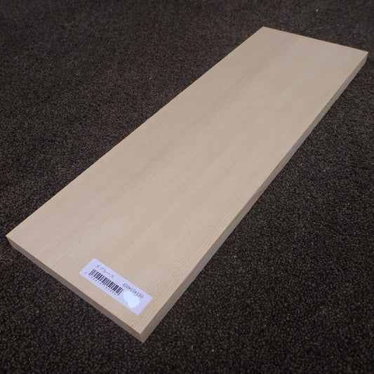 スプルース　柾目　450×15×150　（仕上げ加工済み商品）