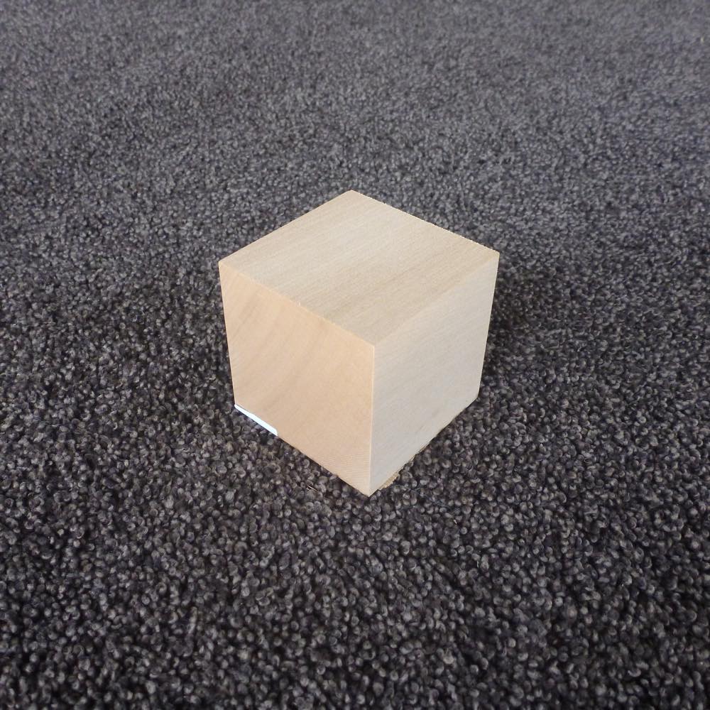 カツラ　立方体　50×50×50　（仕上げ加工済み商品）
