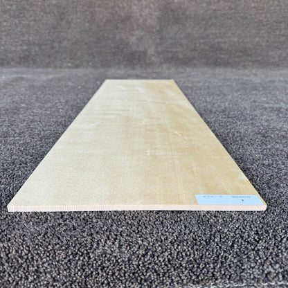 スプルース楽器材 ギター トップ用 スプルース 長さ800mm×厚み6mm×巾240mm