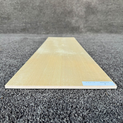 スプルース楽器材 ギター トップ用 スプルース 長さ800mm×厚み6mm×巾210mm