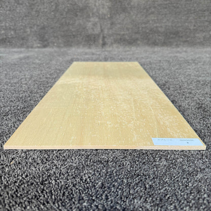 スプルース楽器材 ギター トップ用 スプルース 長さ600mm×厚み5mm×巾250mm