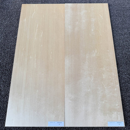 スプルース楽器材 ギター トップ用 スプルース 長さ600mm×厚み4mm×巾230mm