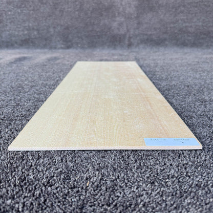 スプルース楽器材 ギター トップ用 スプルース 長さ600mm×厚み4mm×巾220mm