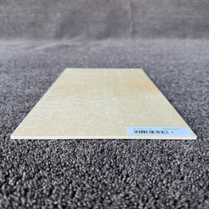 スプルース楽器材 ギター トップ用 スプルース 長さ300mm×厚み3mm×巾170mm