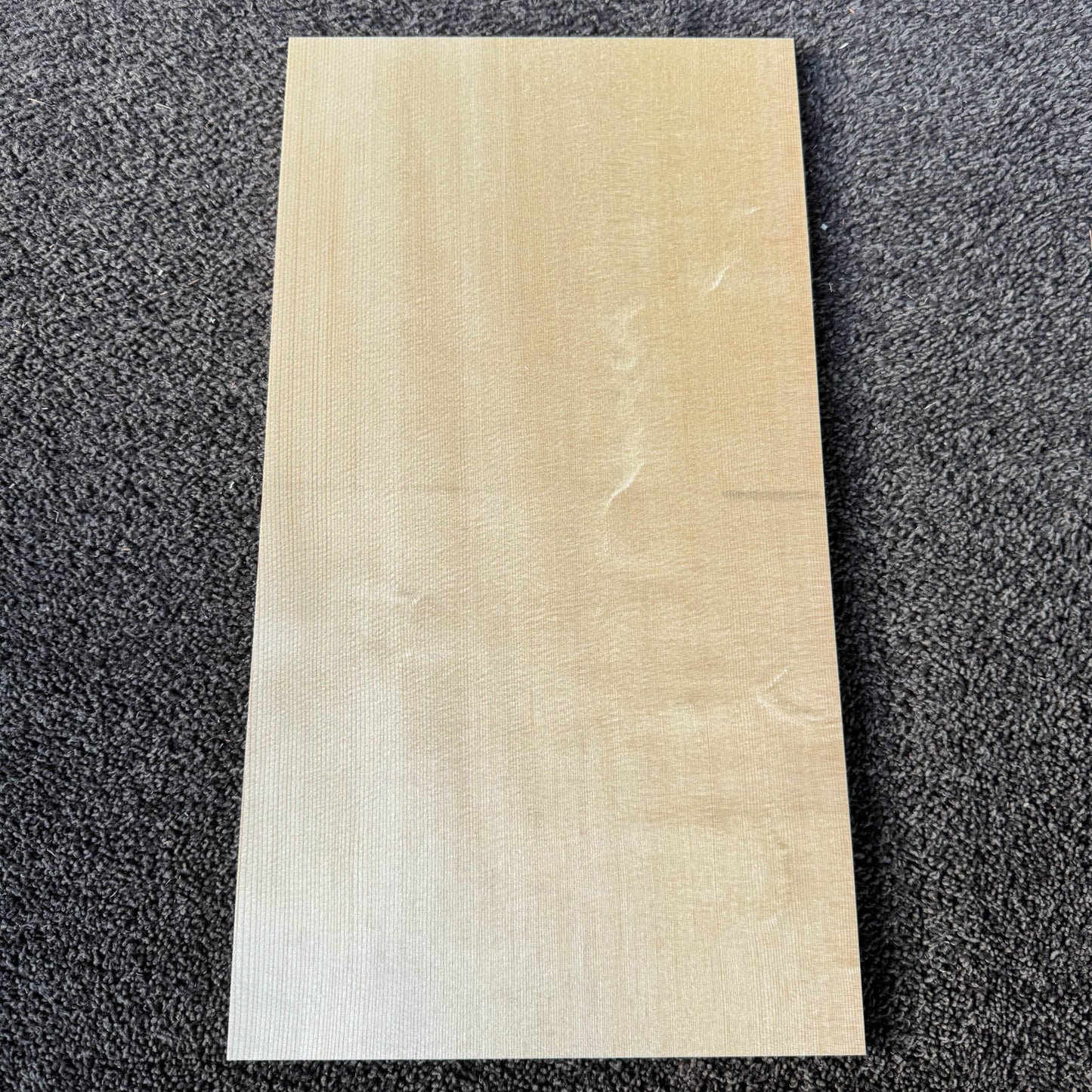 スプルース楽器材 楽器材力木・ブレイシング用 スプルース 長さ450mm×厚み8mm×巾240mm