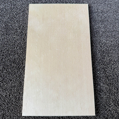 スプルース楽器材 楽器材力木・ブレイシング用 スプルース 長さ300mm×厚み8mm×巾170mm