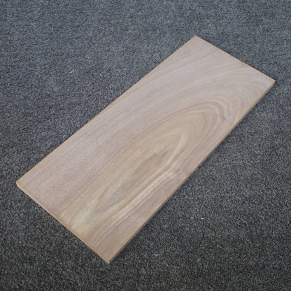 ウォールナット　板目　450×12×180　（仕上げ加工済み商品）