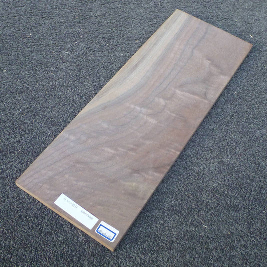 ウォールナット　板目　450×12×160　（仕上げ加工済み商品）