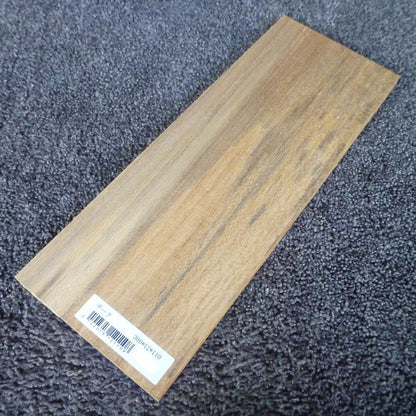 チーク　柾目　300×12×110　（仕上げ加工済み商品）