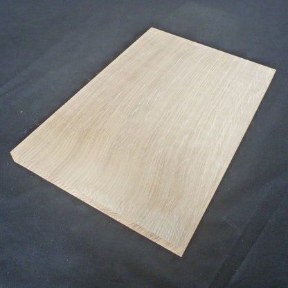 ホワイトオーク　柾目　300×15×200　（仕上げ加工済み商品）