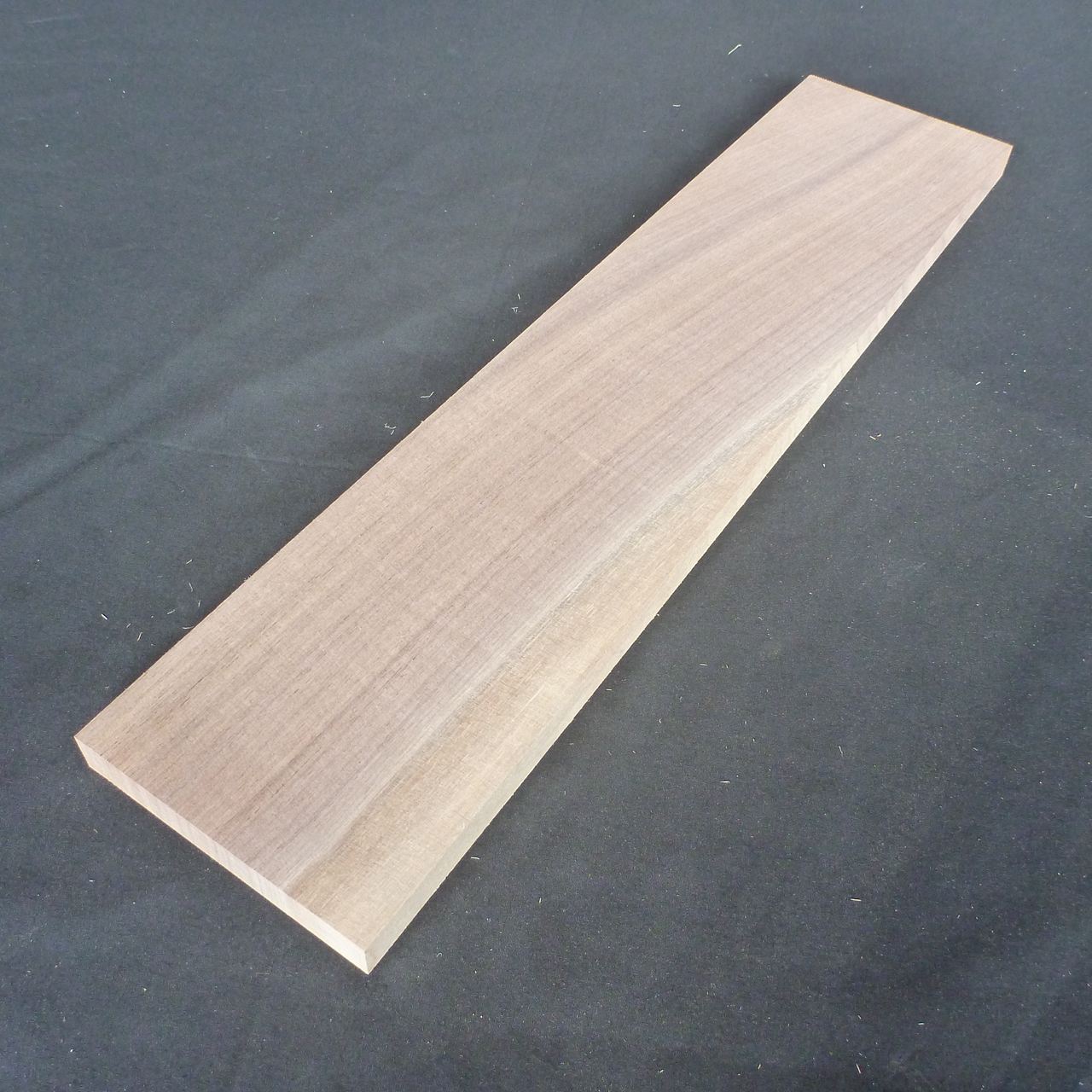ウォールナット　柾目　450×15×100　（仕上げ加工済み商品）