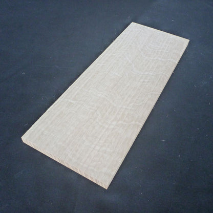 レッドオーク　柾目　300×10×110　（仕上げ加工済み商品）