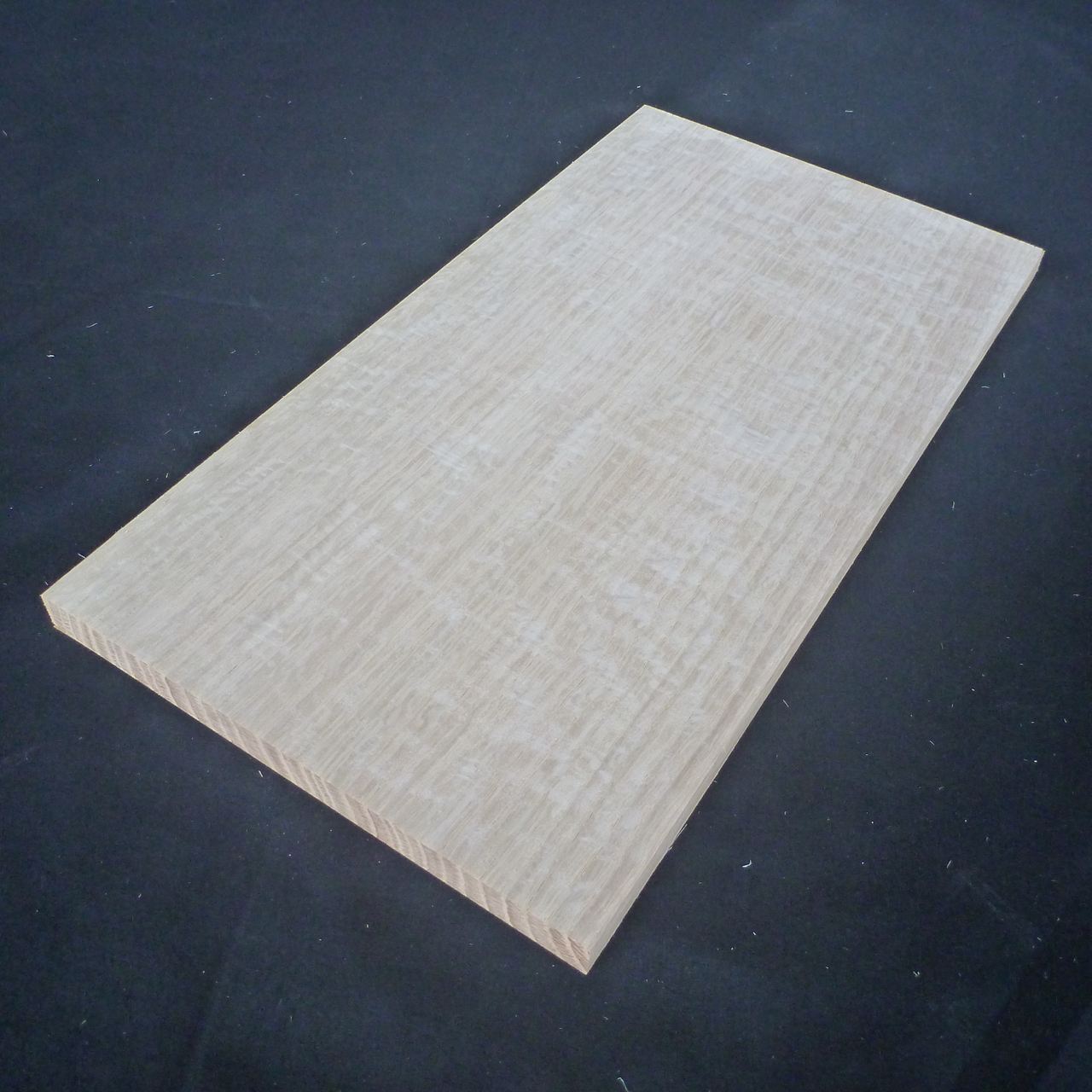 レッドオーク　柾目　300×12×160　（仕上げ加工済み商品）