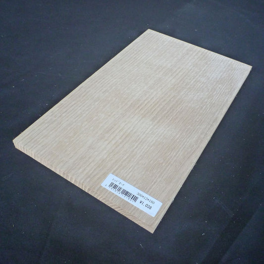 レッドオーク　柾目　300×12×180　（仕上げ加工済み商品）