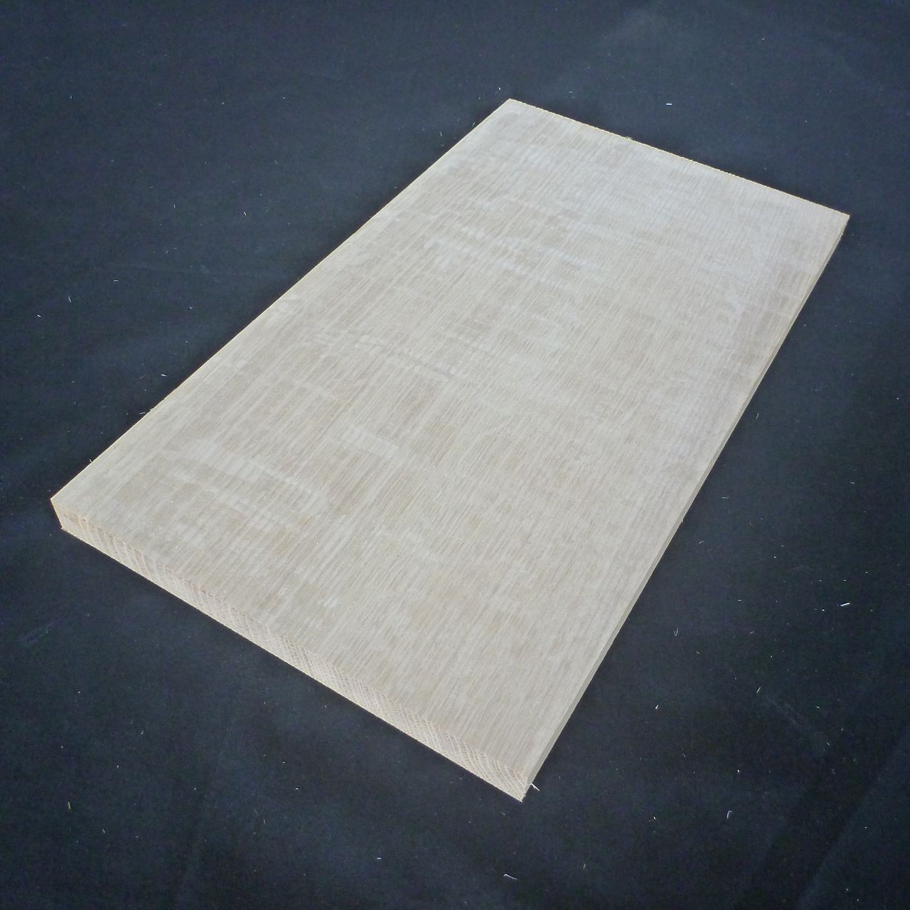 レッドオーク　柾目　300×15×170　（仕上げ加工済み商品）