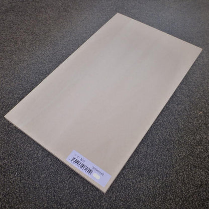 シナ　板目　300×6×180　（仕上げ加工済み商品）