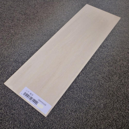 シナ　板目　300×3×100　（仕上げ加工済み商品）