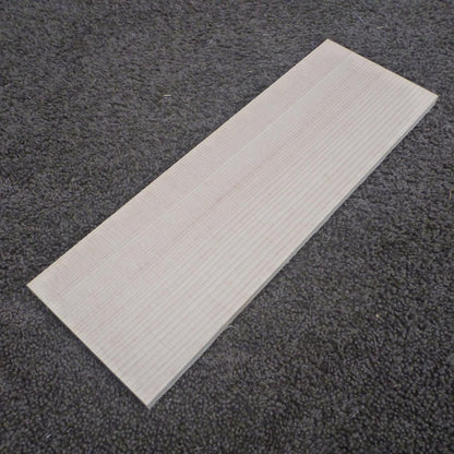 スプルース　柾目　300×8×100　（仕上げ加工済み商品）