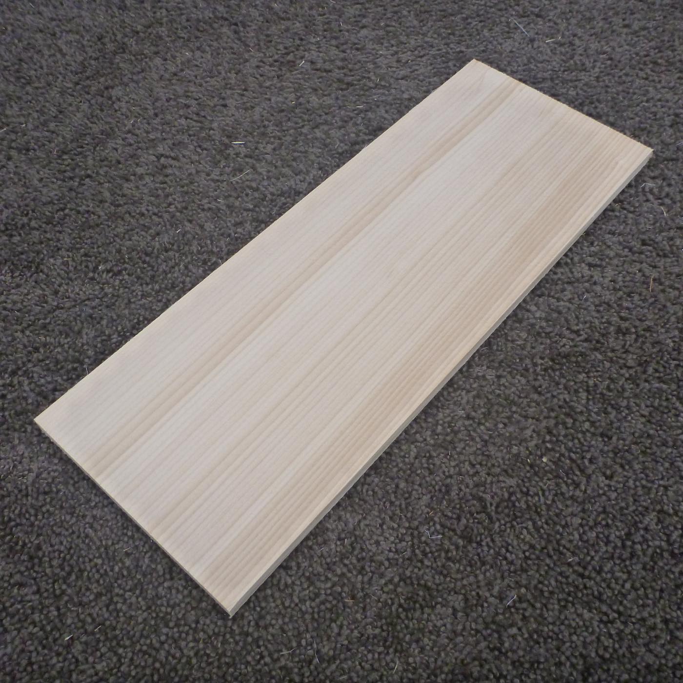 スプルース　柾目　300×8×110　（仕上げ加工済み商品）