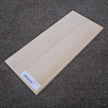 スプルース　柾目　300×8×130　（仕上げ加工済み商品）