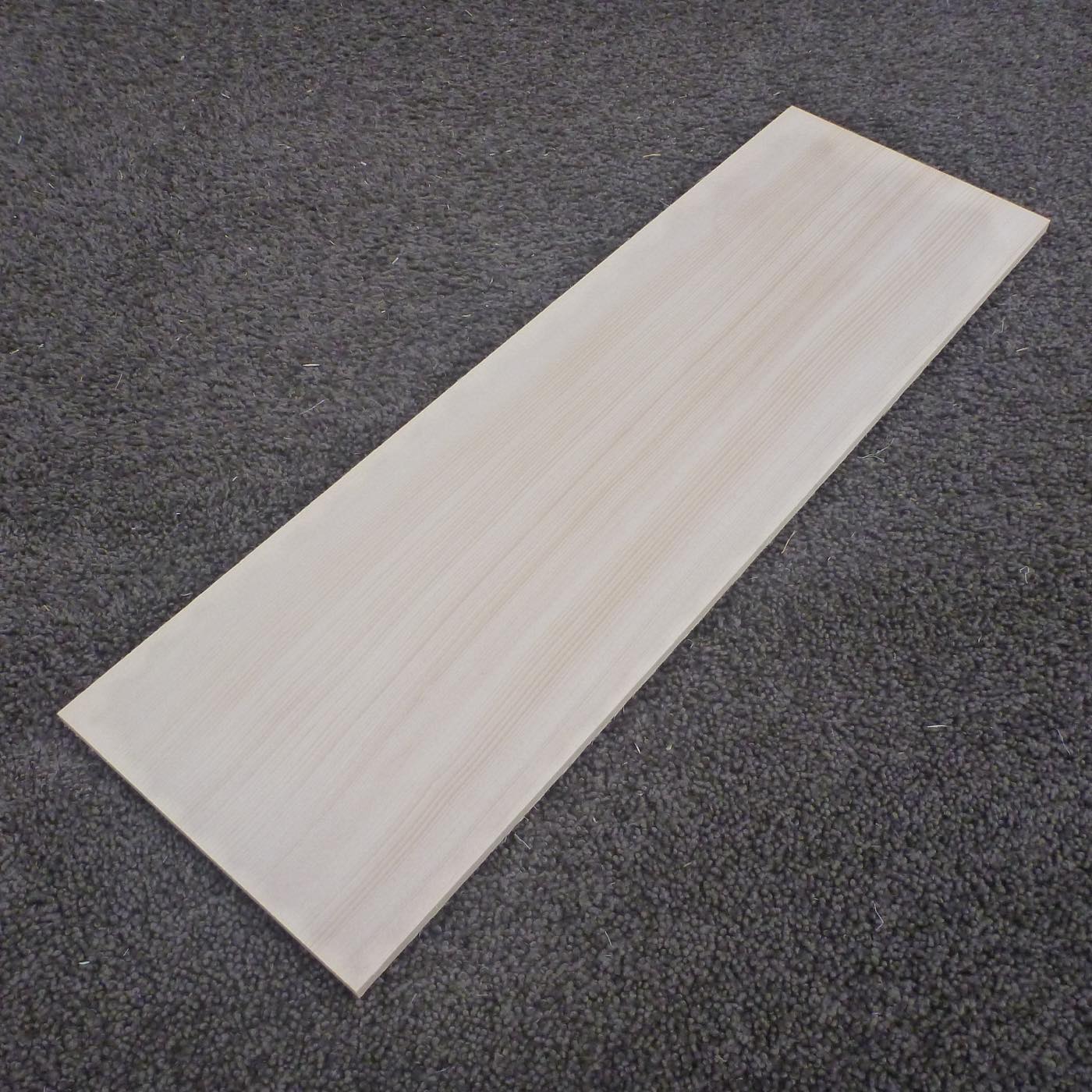 スプルース　柾目　450×6×140　（仕上げ加工済み商品）