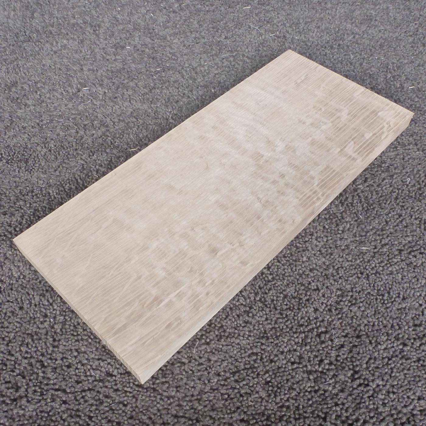 ホワイトオーク　柾目　300×15×130　（仕上げ加工済み商品）