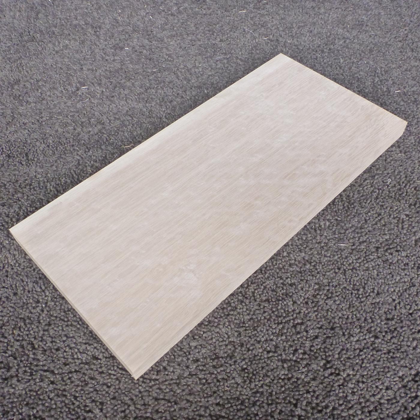 ホワイトオーク　柾目　300×15×140　（仕上げ加工済み商品）