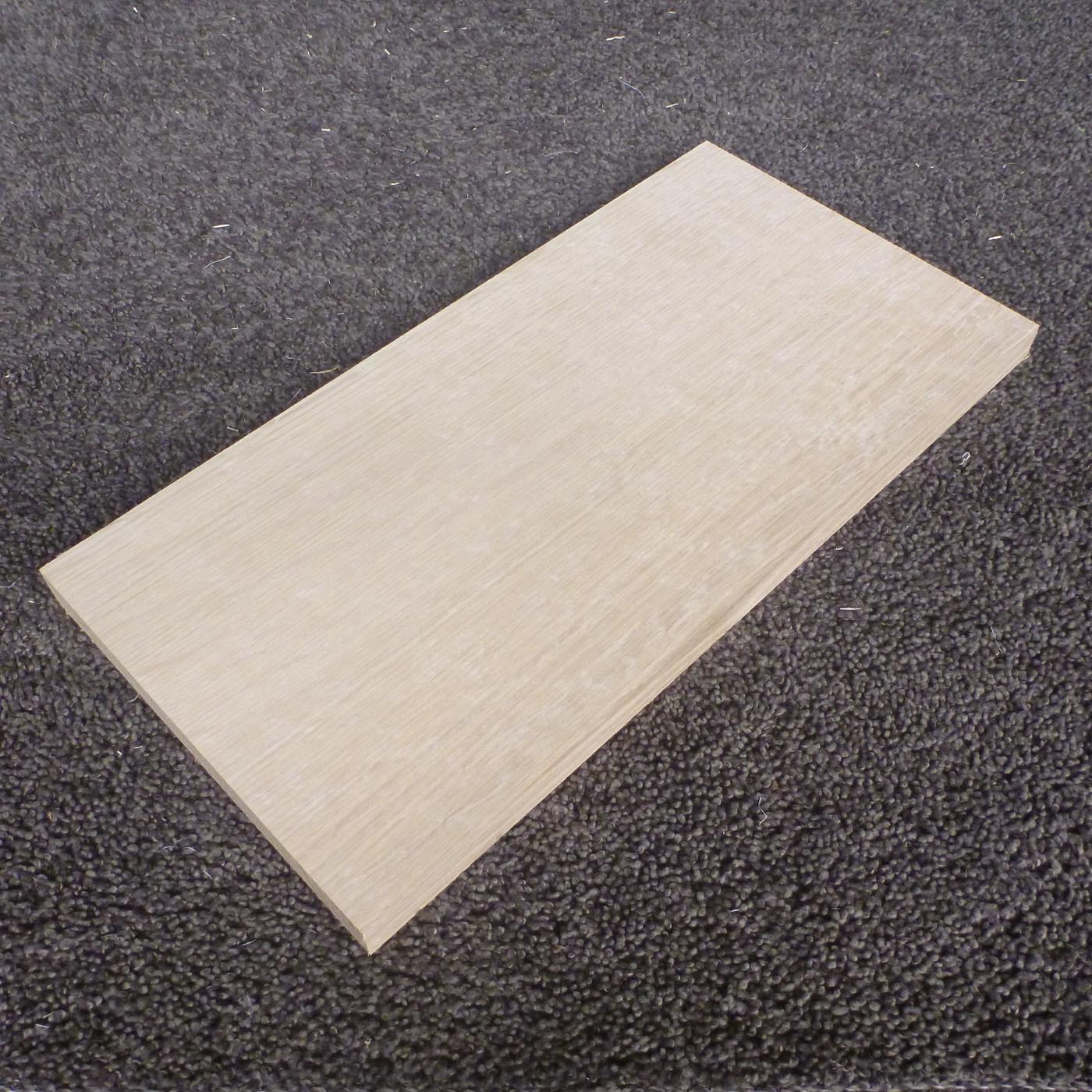 ホワイトオーク　柾目　300×15×150　（仕上げ加工済み商品）