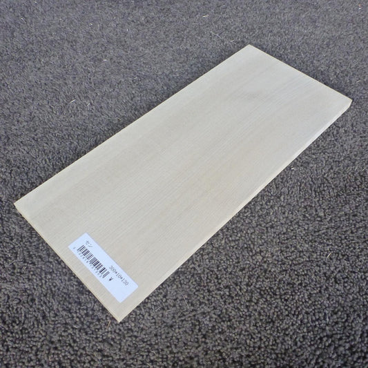 セン　柾目　300×10×130　（仕上げ加工済み商品）