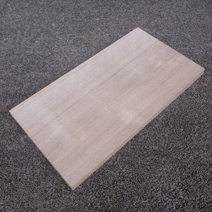 ウォールナット　柾目　300×15×160　（仕上げ加工済み商品）