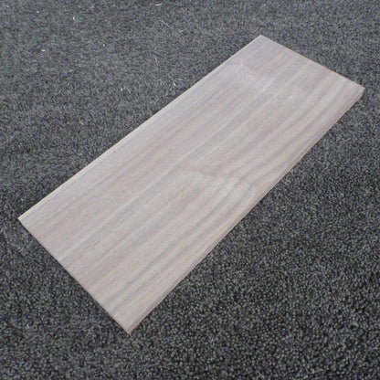 ウォールナット　柾目　300×10×120　（仕上げ加工済み商品）