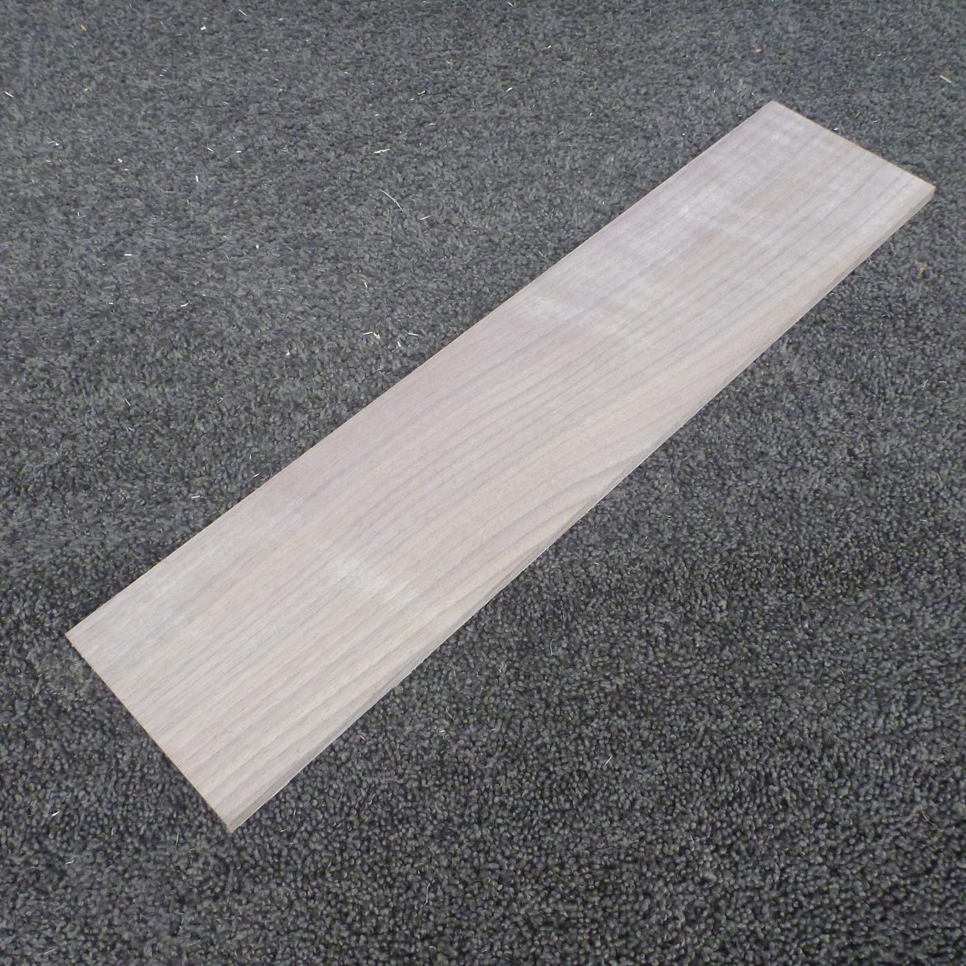 ウォールナット　柾目　450×8×100　（仕上げ加工済み商品）