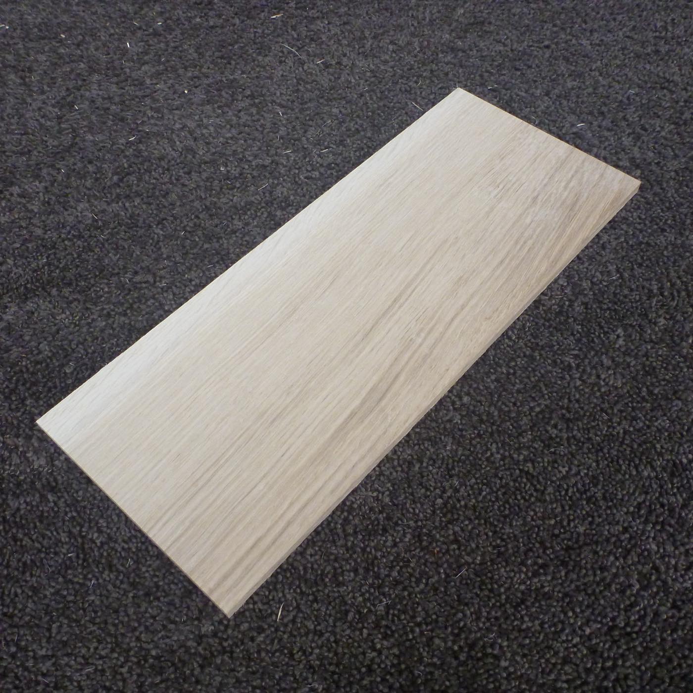 ナラ　柾目　300×6×120　（仕上げ加工済み商品）