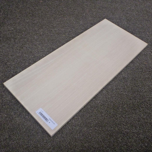 シナ　柾目　450×10×190　（仕上げ加工済み商品）