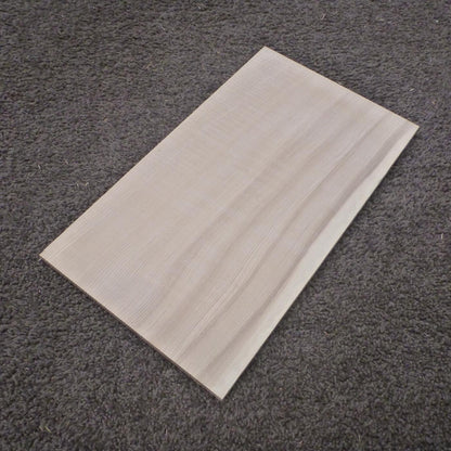 タモ　柾目　300×8×170　（仕上げ加工済み商品）