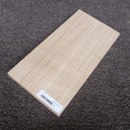 タモ　柾目　300×15×150　（仕上げ加工済み商品）