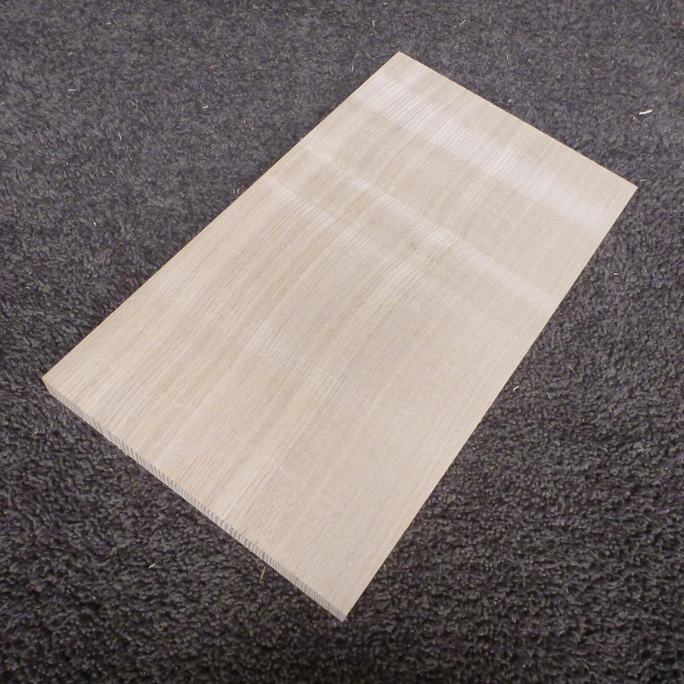 タモ　柾目　300×15×170　（仕上げ加工済み商品）