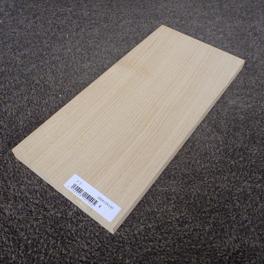 クリ　柾目　300×15×140　（仕上げ加工済み商品）