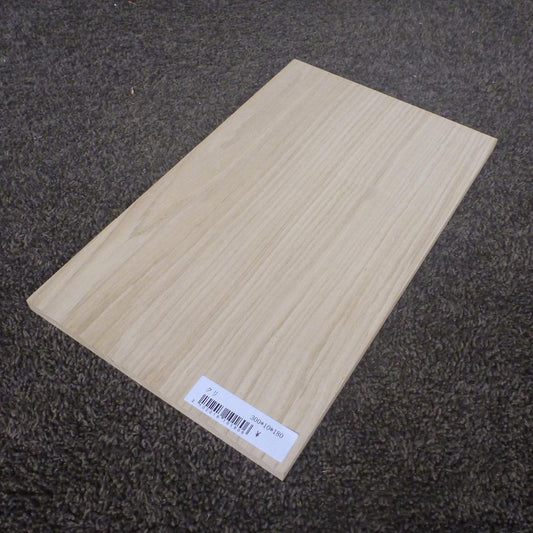 クリ　柾目　300×10×180　（仕上げ加工済み商品）